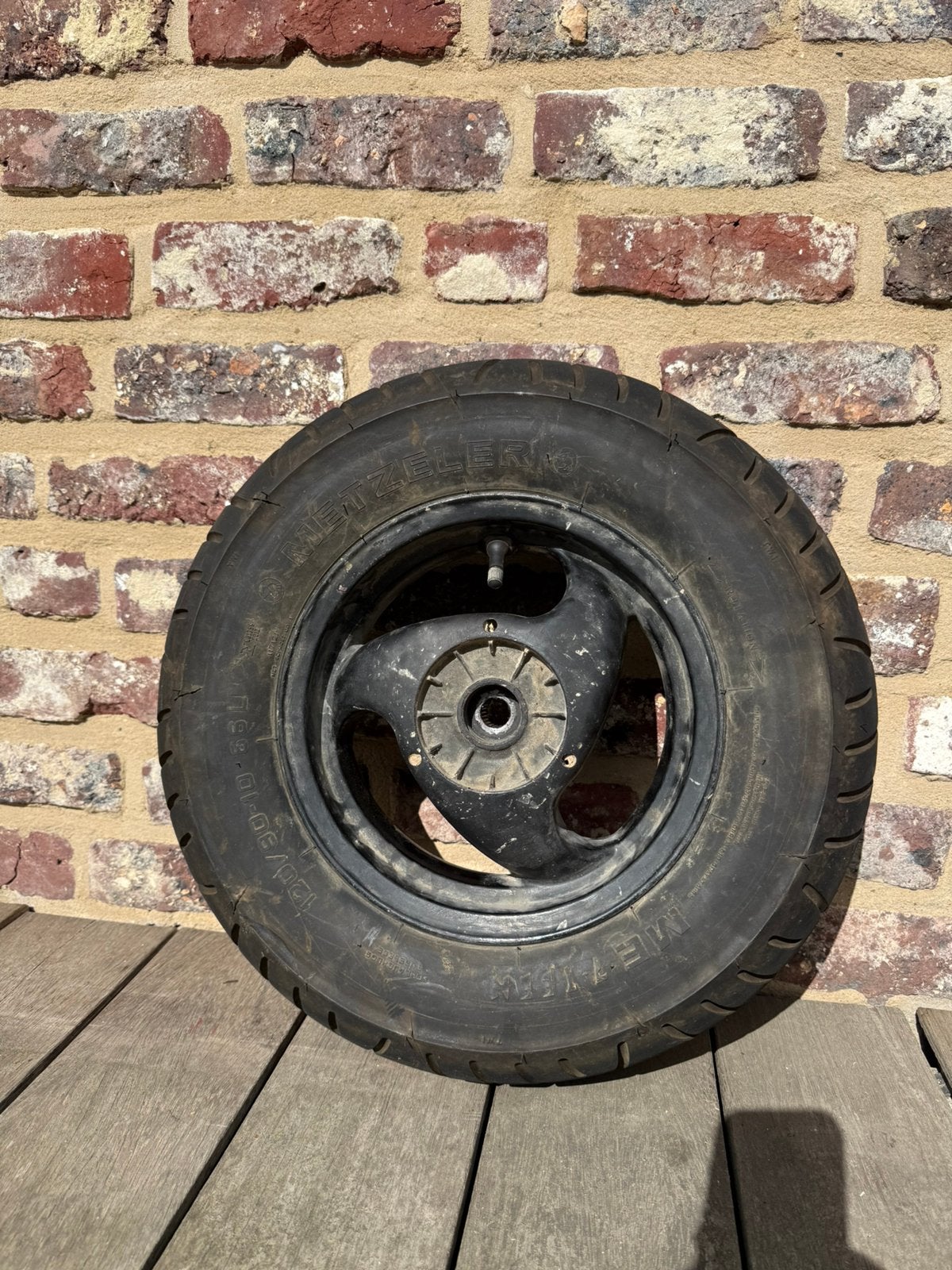 Piaggio Typhoon 10 inch velg met band, Ophalen of Verzenden, Gebruikt, Overige typen, Piaggio