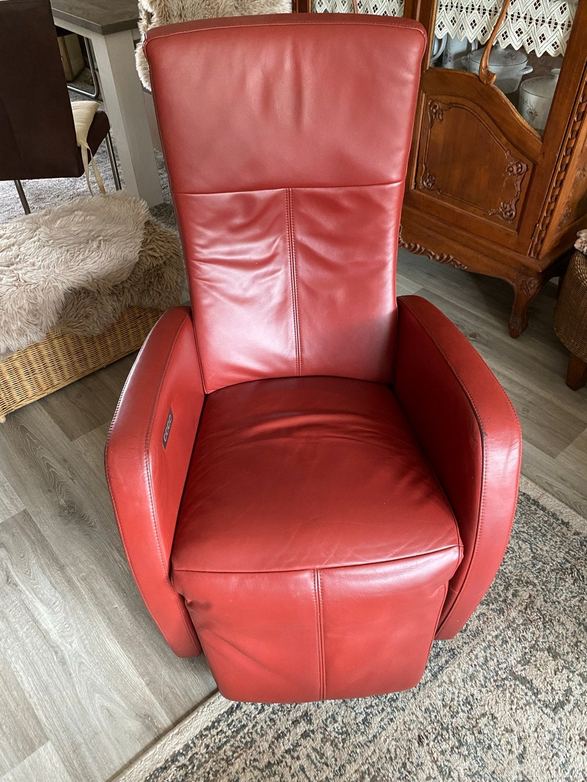 Luxe rode leren relaxstoel met elektrische bediening, Huis en Inrichting, Ophalen, Gebruikt, Leer, 75 tot 100 cm