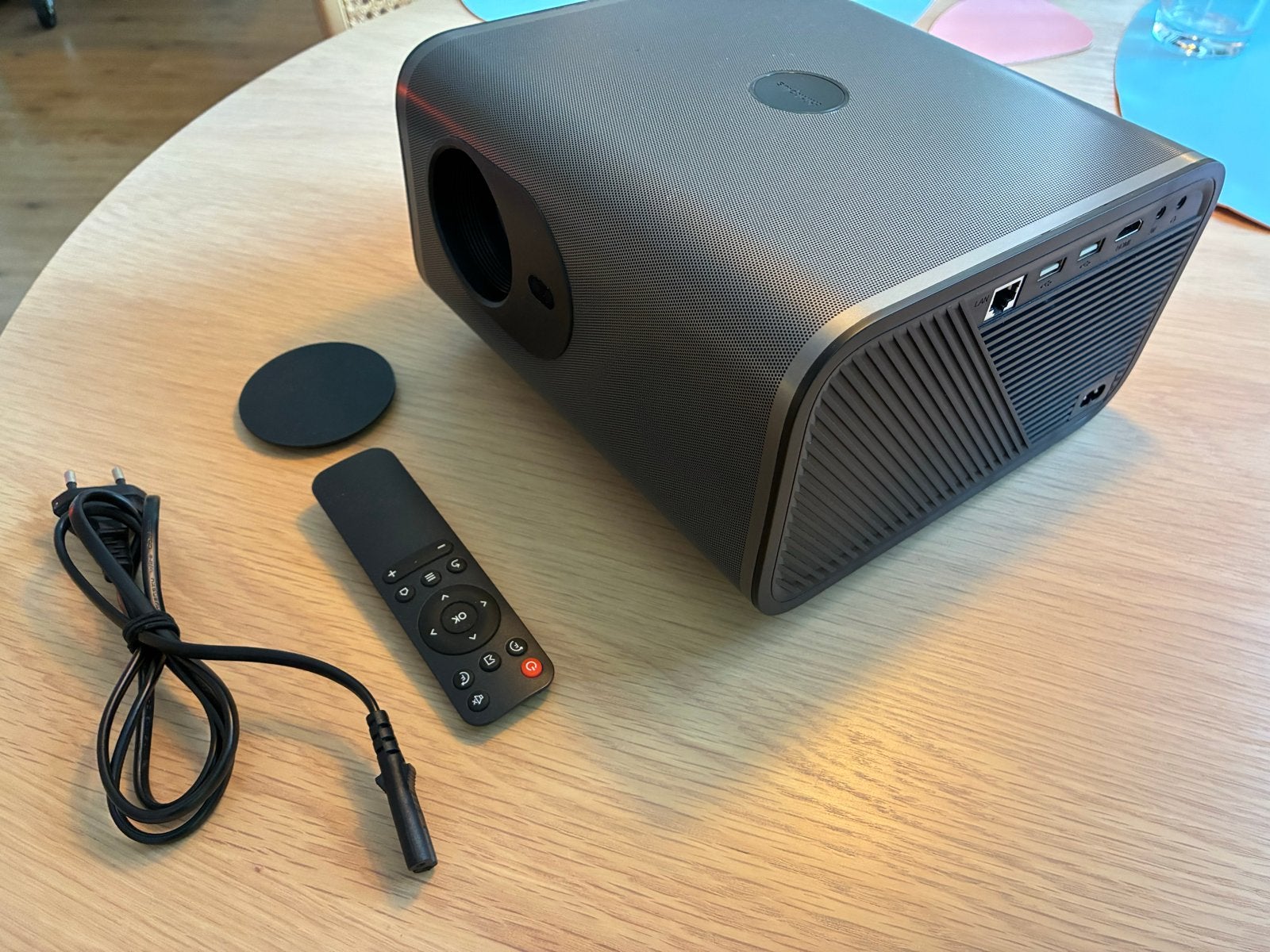 Lenovo ThinkPlus Air H6 Full HD Projector - Android TV, Ophalen, Gebruikt, LED, Full HD (1080)
