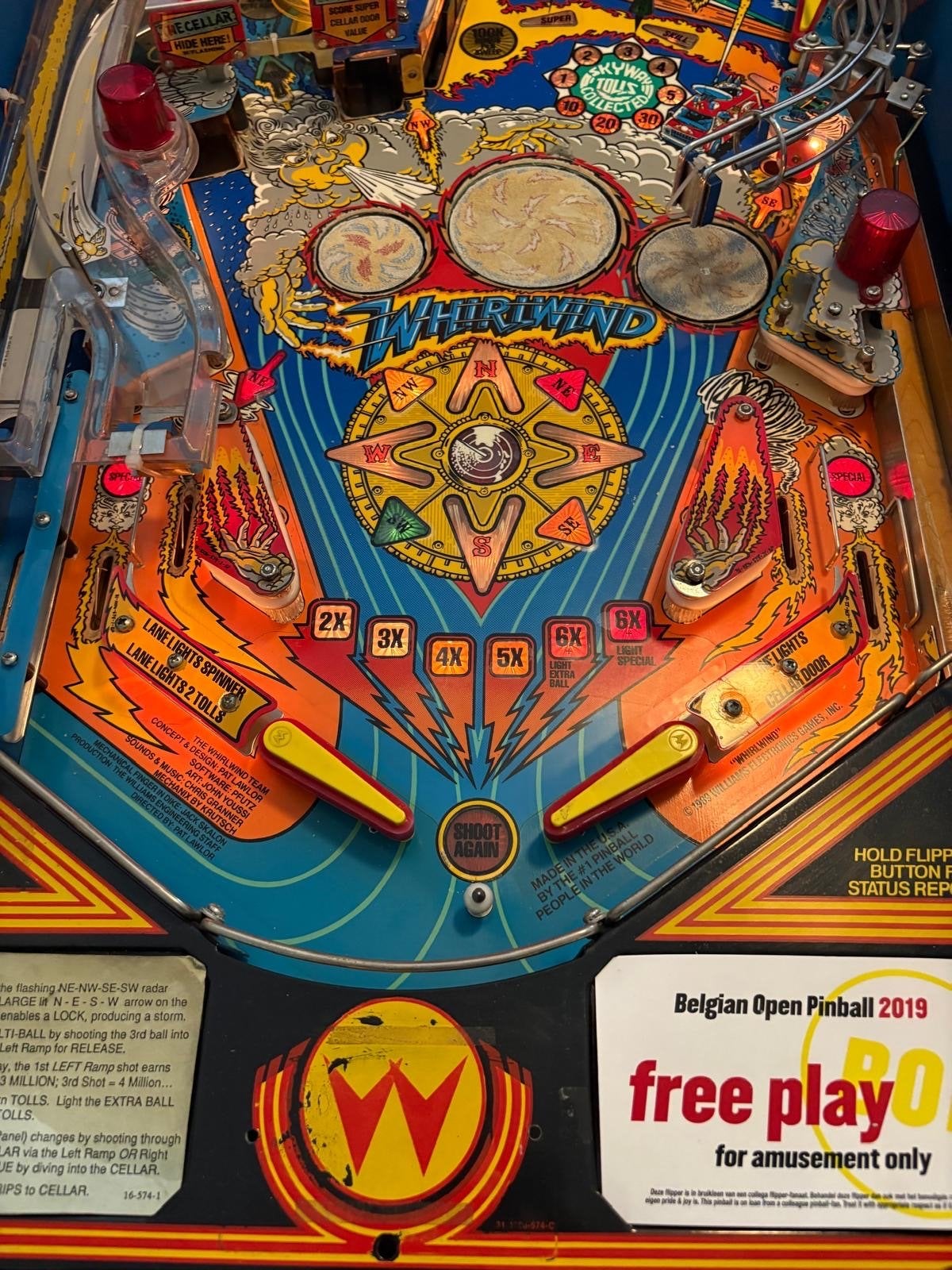 Williams Whirlwind Flipperkast, Ophalen, Gebruikt, Elektronisch, Williams