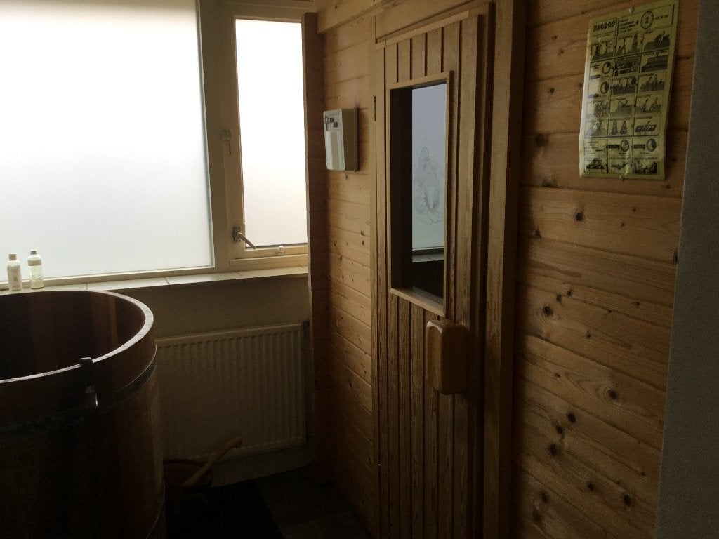 Wegens verhuizing :Finse Balken Sauna van de beste kwaliteit, Sport en Fitness, Ophalen, Zo goed als nieuw, Complete sauna