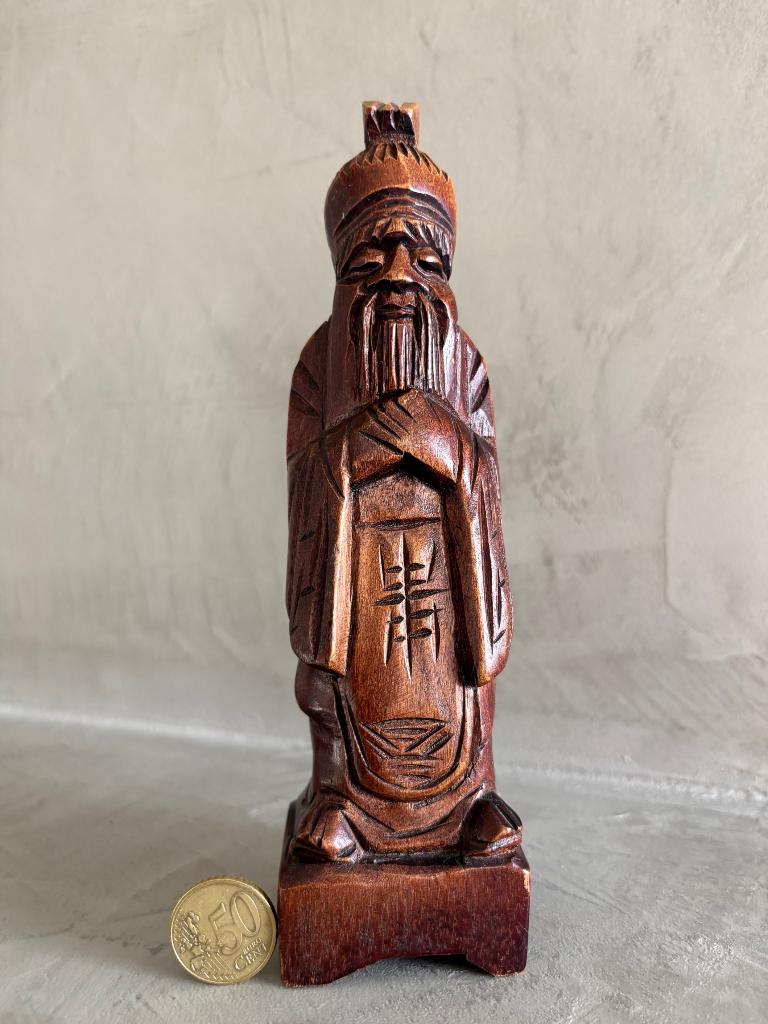 Beeldje Chinese Wijze Man Geleerde Rozenhout 21 cm, Ophalen of Verzenden
