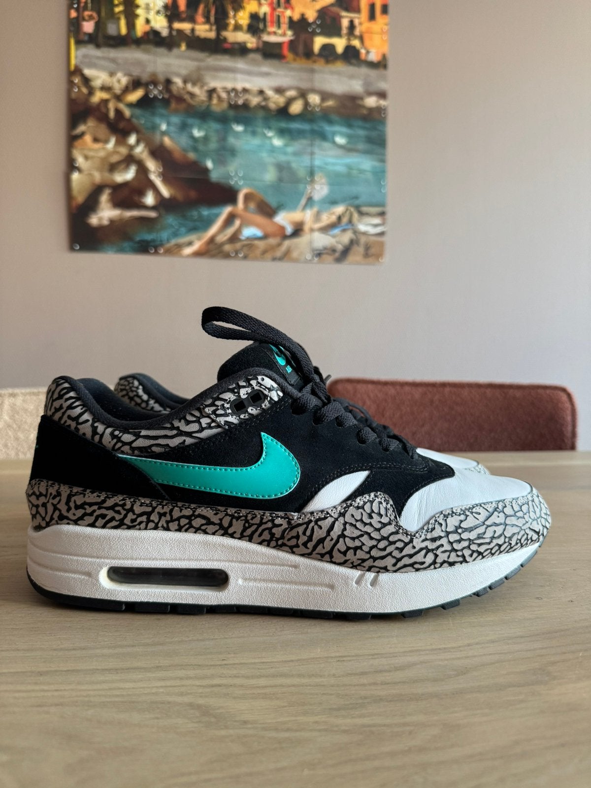 Nike air max 1 elephant 46, Kleding | Heren, Schoenen, Overige kleuren, Ophalen of Verzenden, Sneakers of Gympen, Gedragen