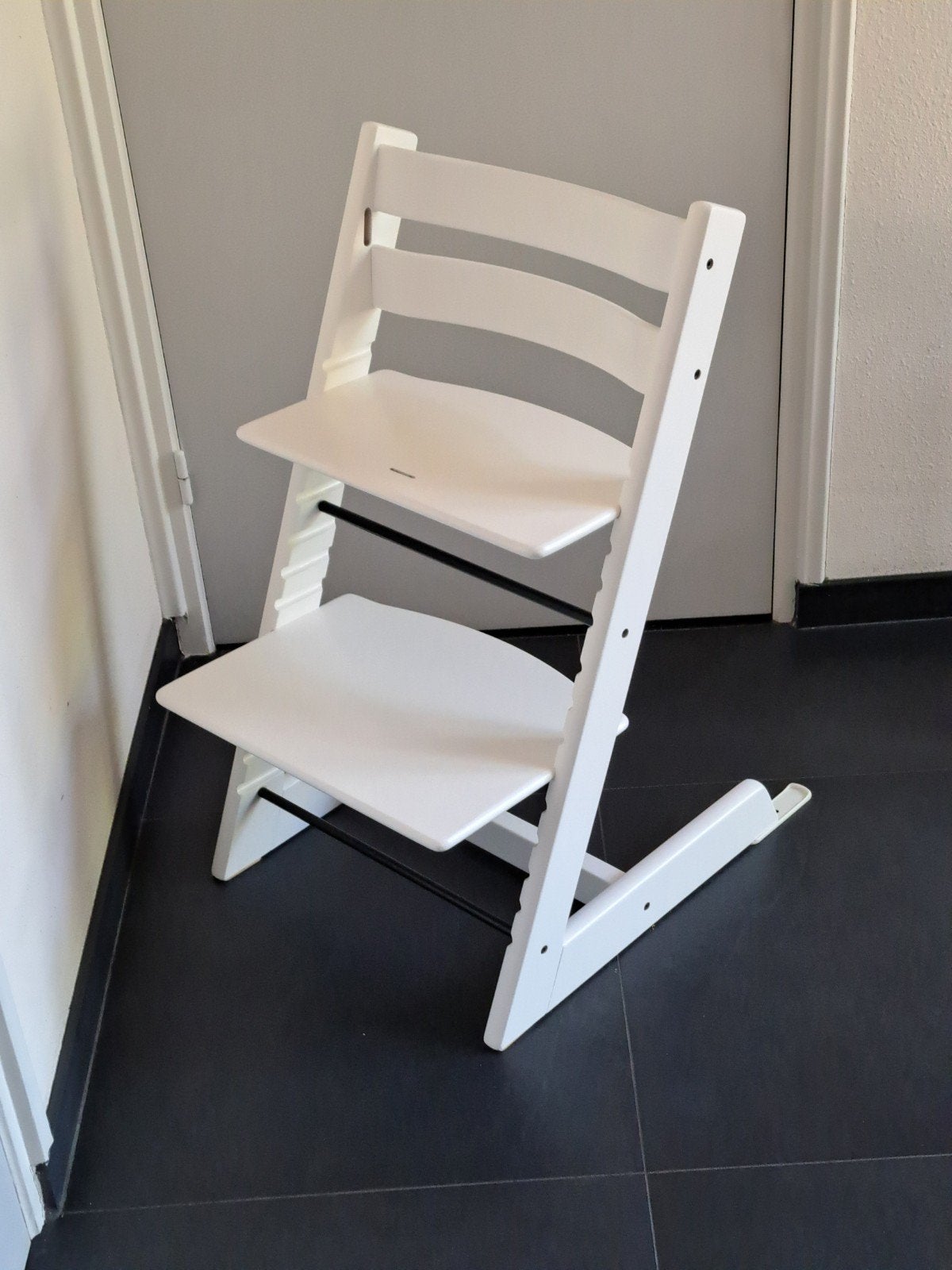 Stokke Tripp Trapp kinderstoel NIEUW MODEL met gliders, Kinderen en Baby's, Kinderstoelen, Ophalen, Zo goed als nieuw, Meegroeistoel