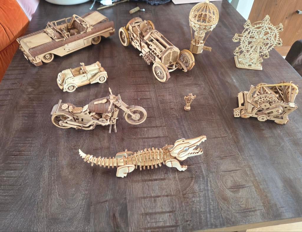Houten mechanische bouwmodellen UGEARS / Crafts&Co, Verzamelen, Ophalen, Gebruikt