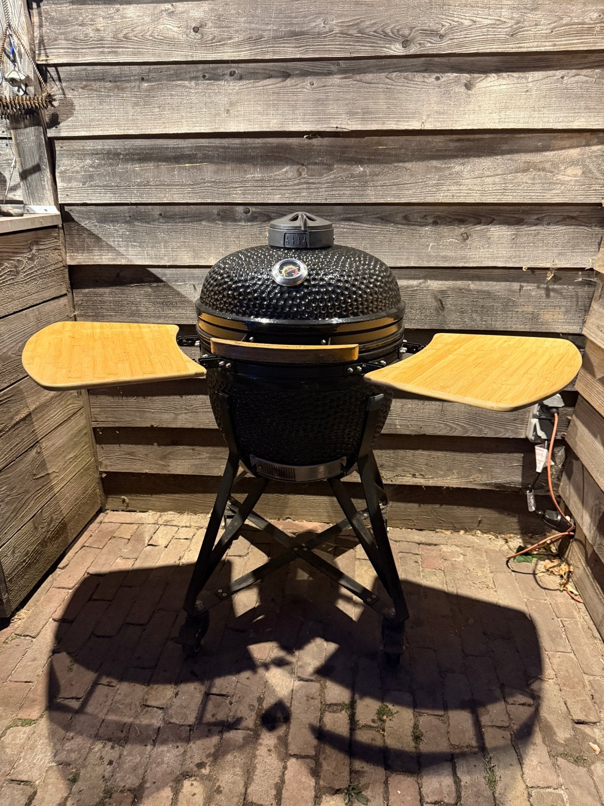 Urban Chef Kamado BBQ 43 cm met accessoires en hoes, Ophalen, Gebruikt, Met accessoires
