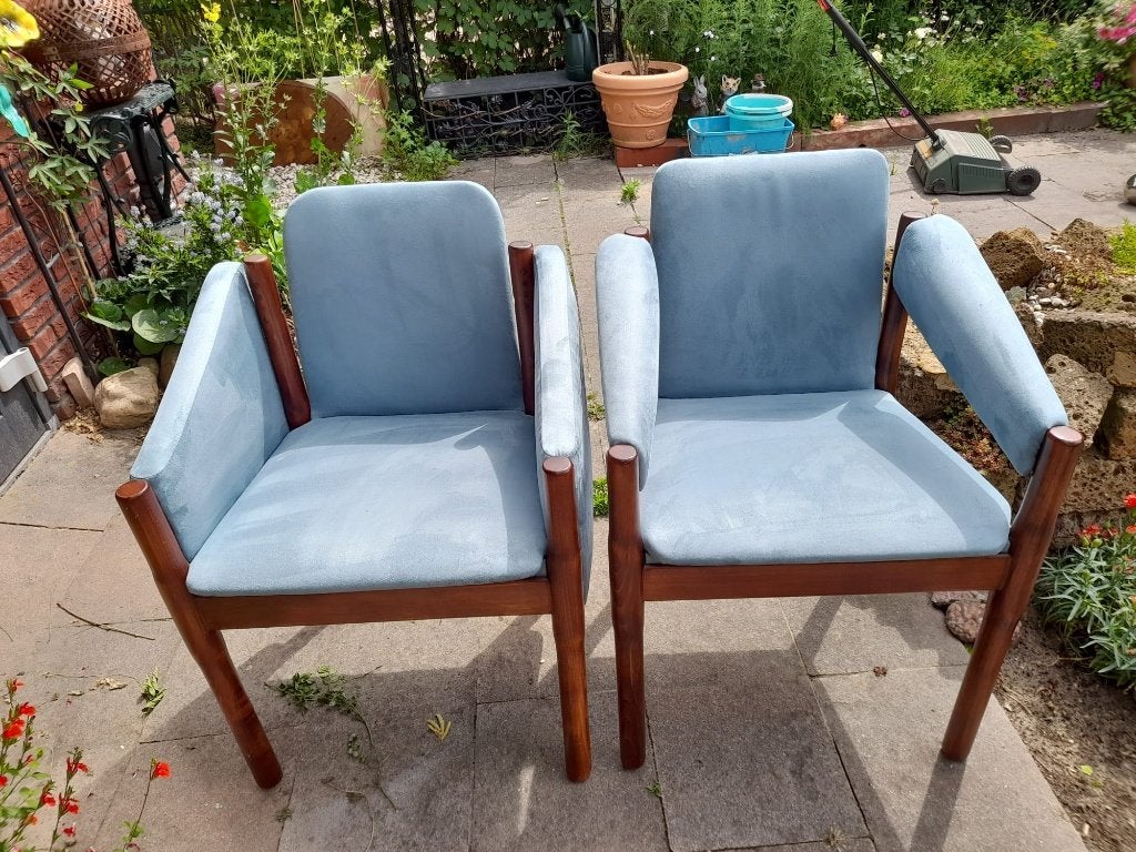 Deense design mid-century stoelen Christian Hvidt, Huis en Inrichting, Stoelen, Zo goed als nieuw, Twee, Hout, Stof, Blauw, Ophalen