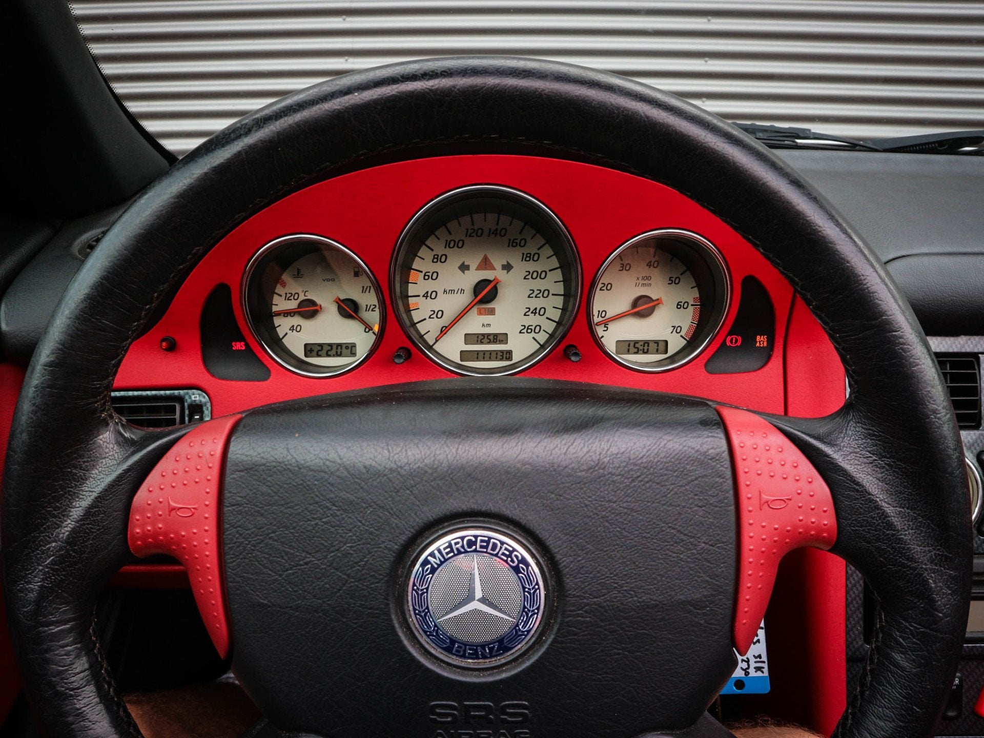 Mercedes-Benz SLK 230 K. Airco | Audio | Leer | Lichtmetaal, Auto's, Achterwielaandrijving, 194 pk, Cabriolet, Handgeschakeld