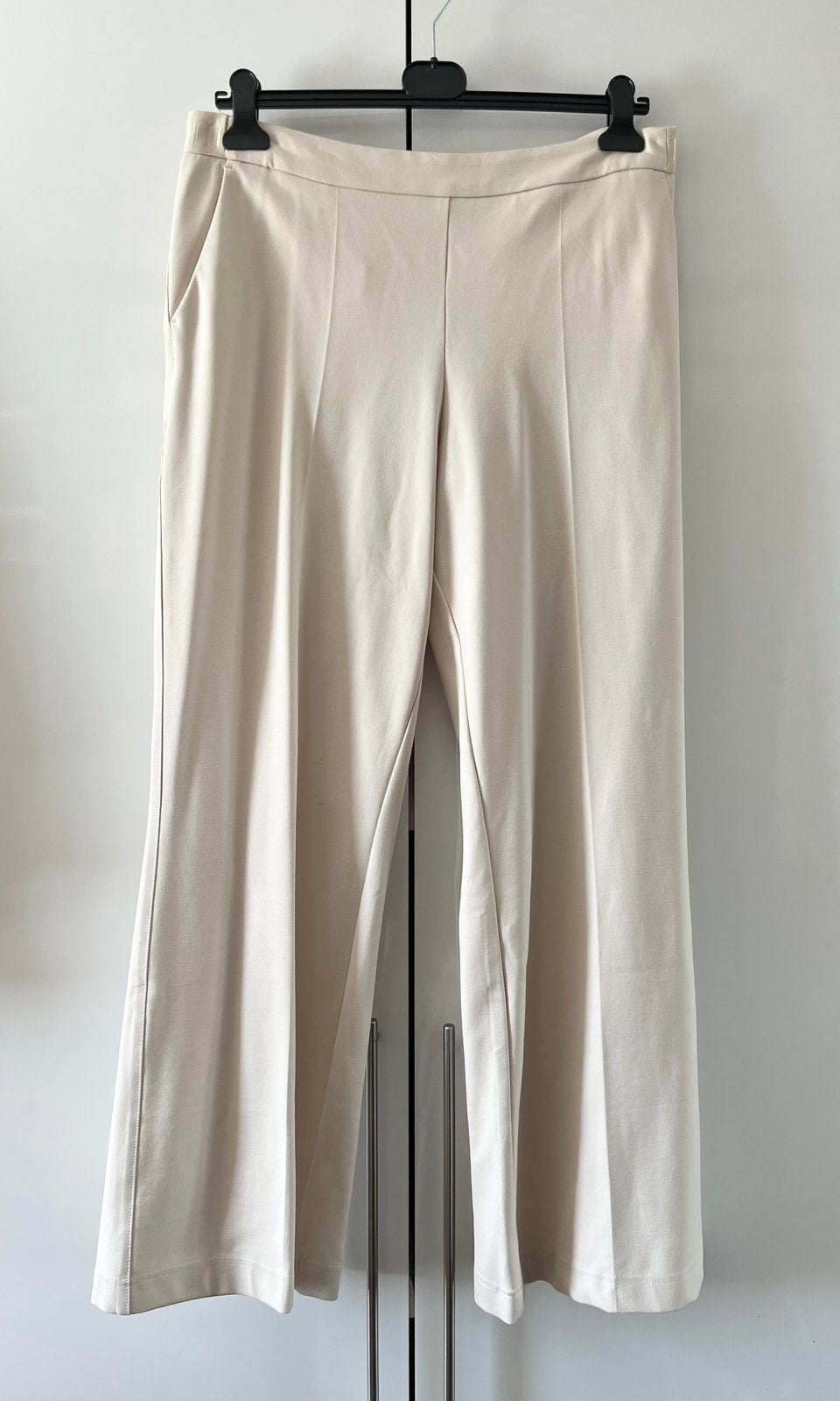 🌻Mooie nieuwe wijde creme broek van Summum Woman 44, Summum Woman, Overige kleuren, Verzenden, Maat 42/44 (L)