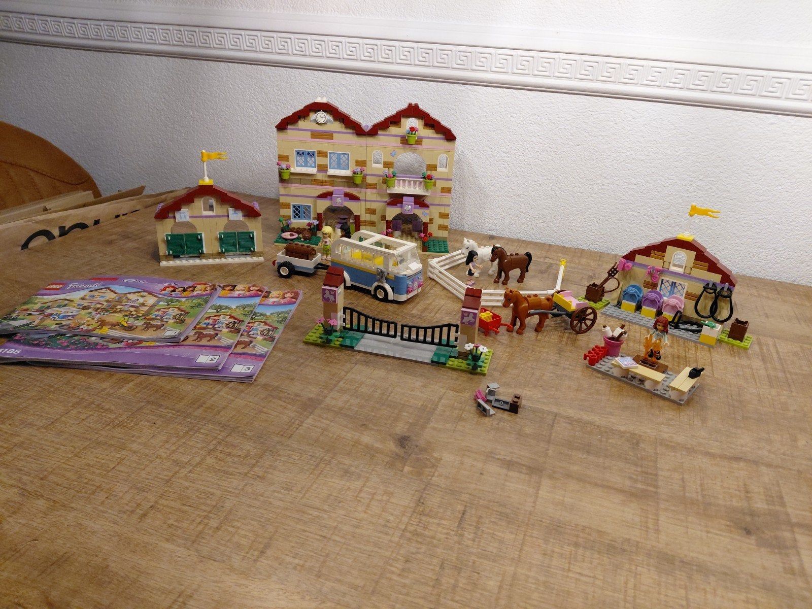 Lego Friends Paarden Manege Set (3185) - Mist enkele blokjes, Ophalen of Verzenden, Gebruikt