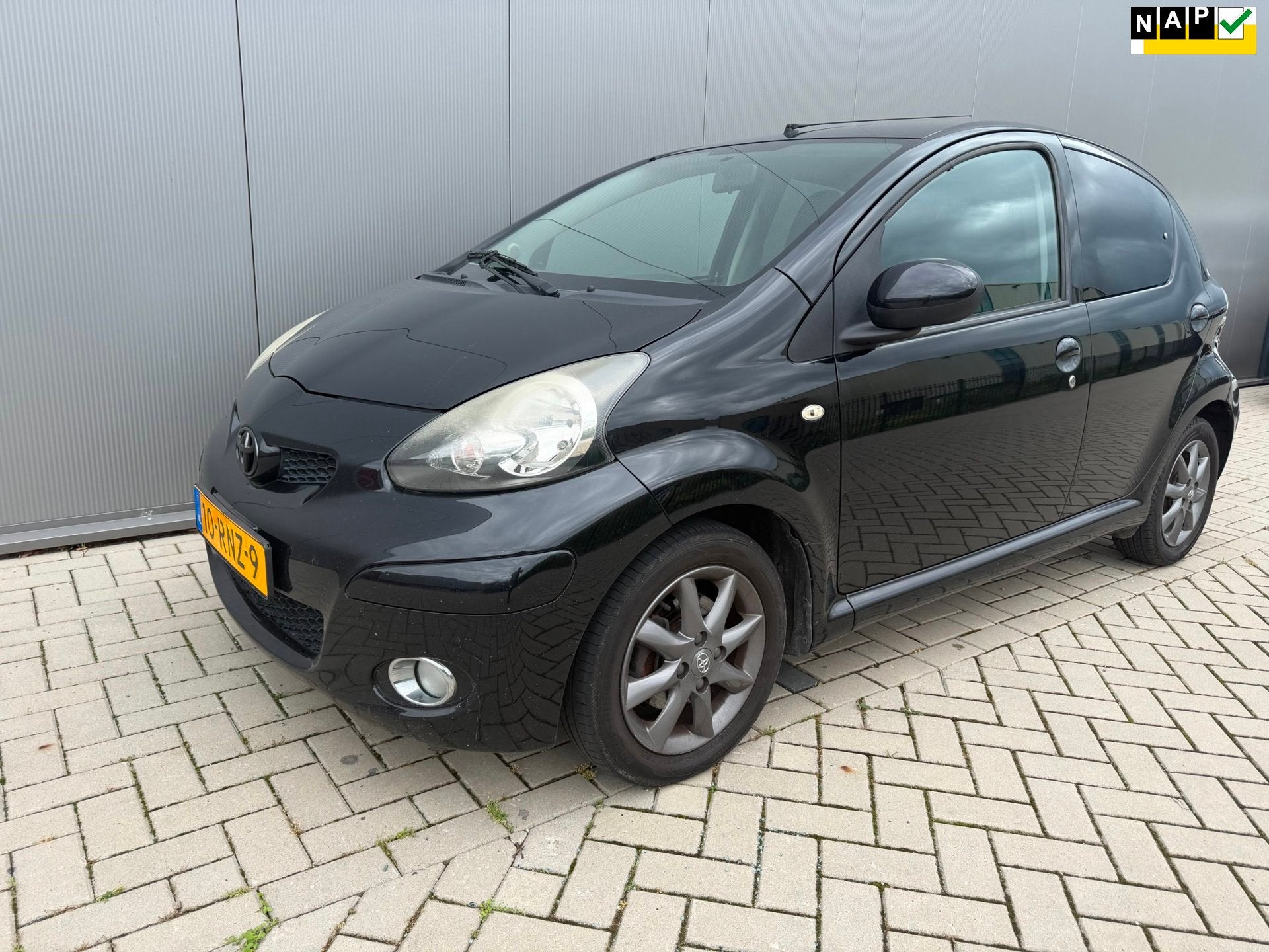 Toyota Aygo 1.0-12V Dynamic Navigator, Voorwielaandrijving, Euro 5, Stof, Gebruikt