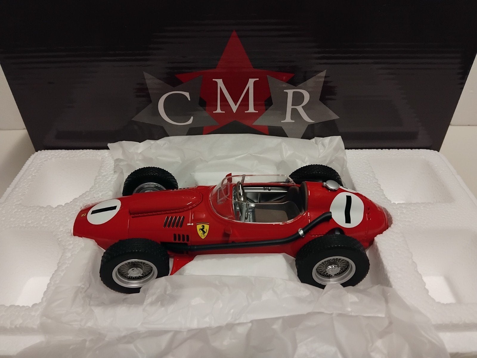 Ferrari Dino 246 F1 P. Collins 1958 CMR 1:18 KRD, Ophalen of Verzenden, Zo goed als nieuw, Auto, Overige merken