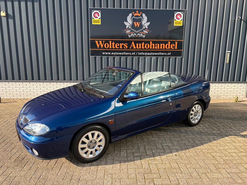Renault Mégane Cabrio 1.6-16V Dynamique AUTOMAAT [uniek], Auto's, Renault, 4 cilinders, Cabriolet, 49 €/maand, Bedrijf