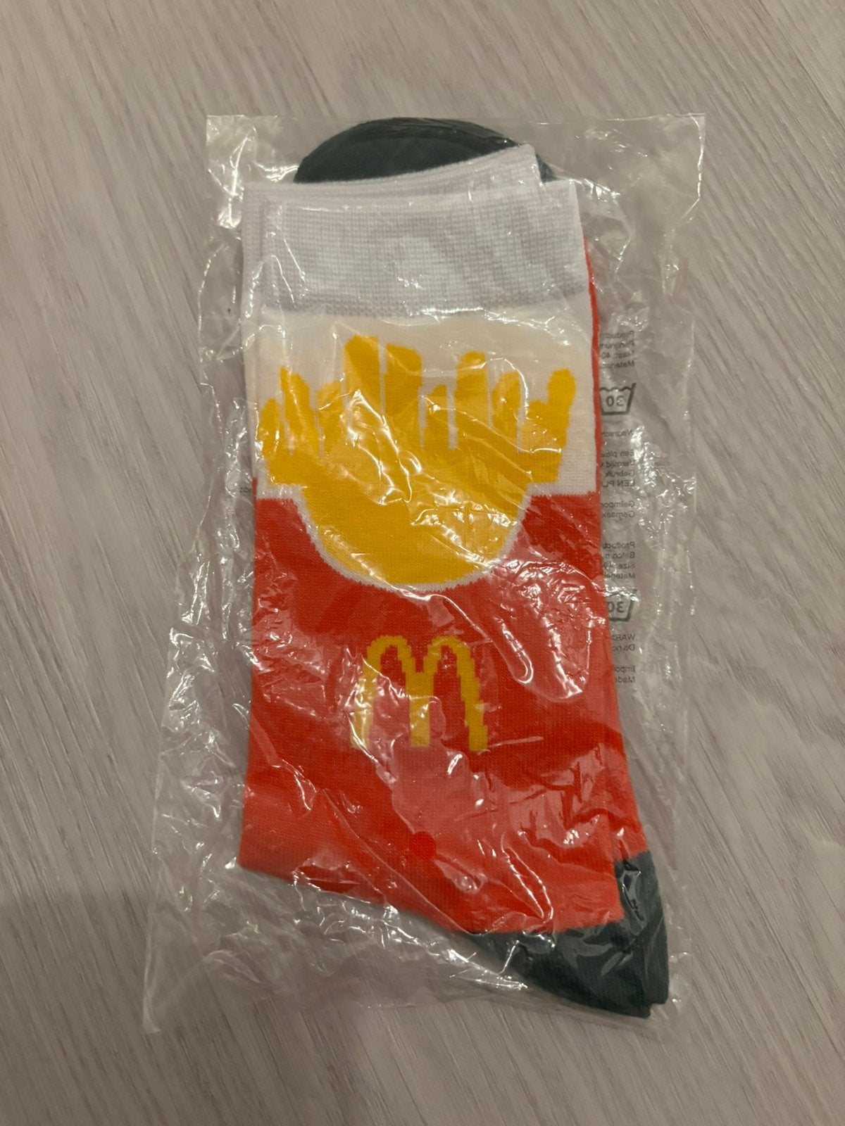 NIEUWE sokken MC DONALDS mt 37-40, Jongen of Meisje, Nieuw, Ophalen of Verzenden, Sokken