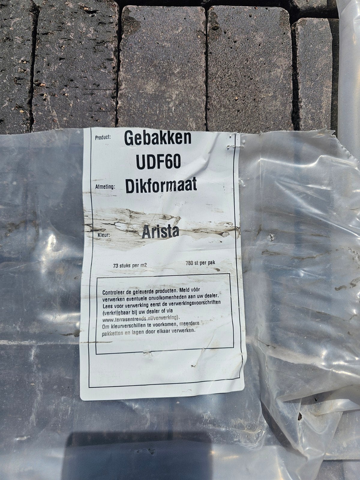 Nog 3,7 m² gebakken waaltjes 19x6x6 Arista Dikformaat, Ophalen