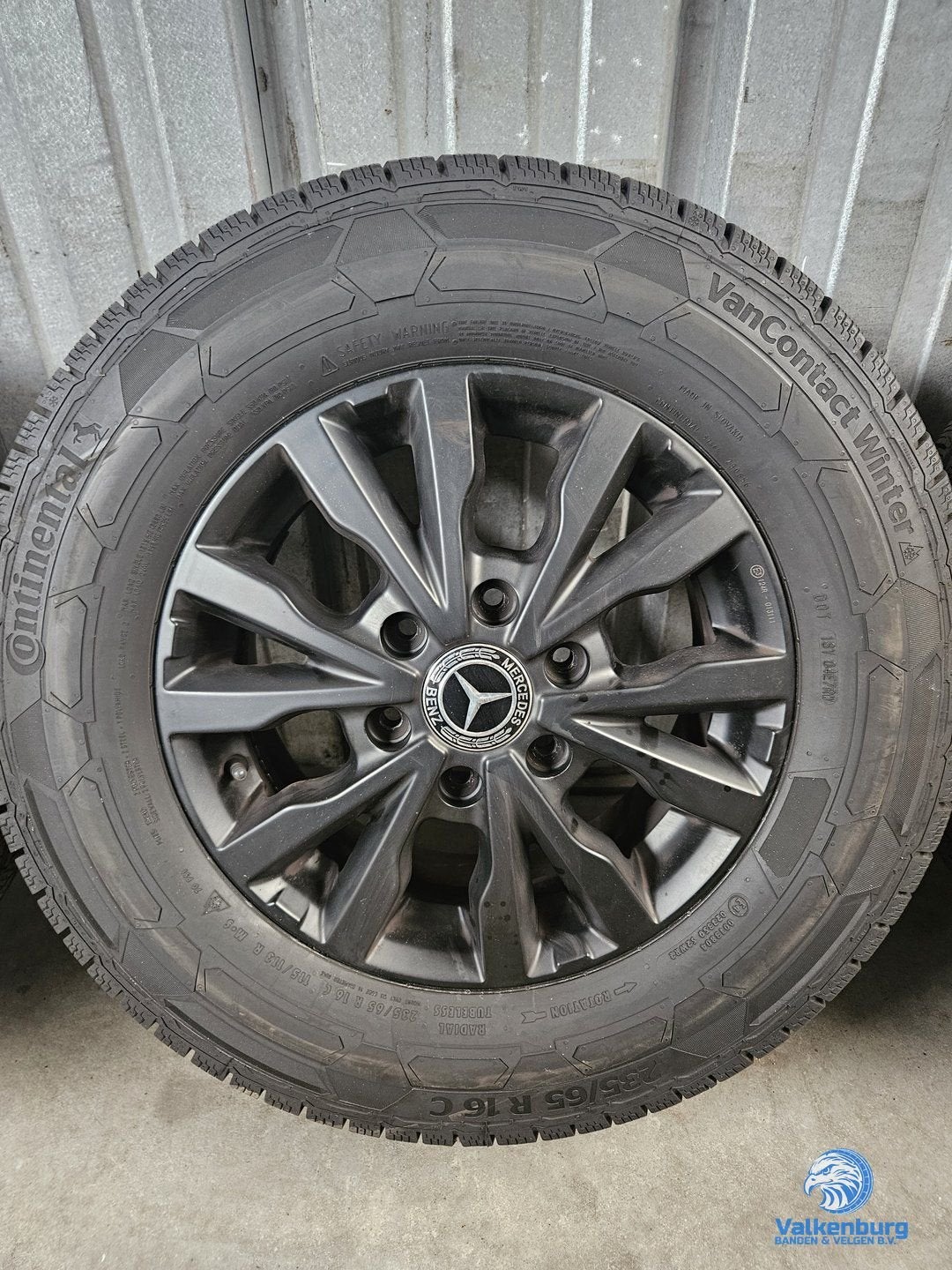 7mm! Mercedes Sprinter B907 B910 B906 16 inch zwarte velgen, -, Banden en Velgen, 235 mm, -