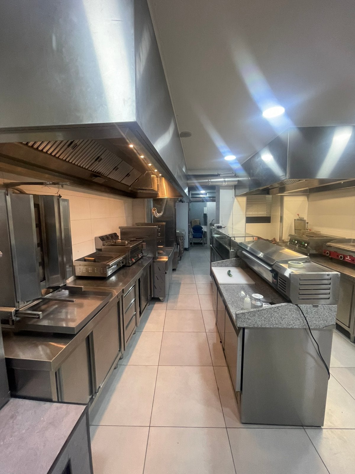 Complete horeca zaak overgenomen goede locaties in Rotterdam