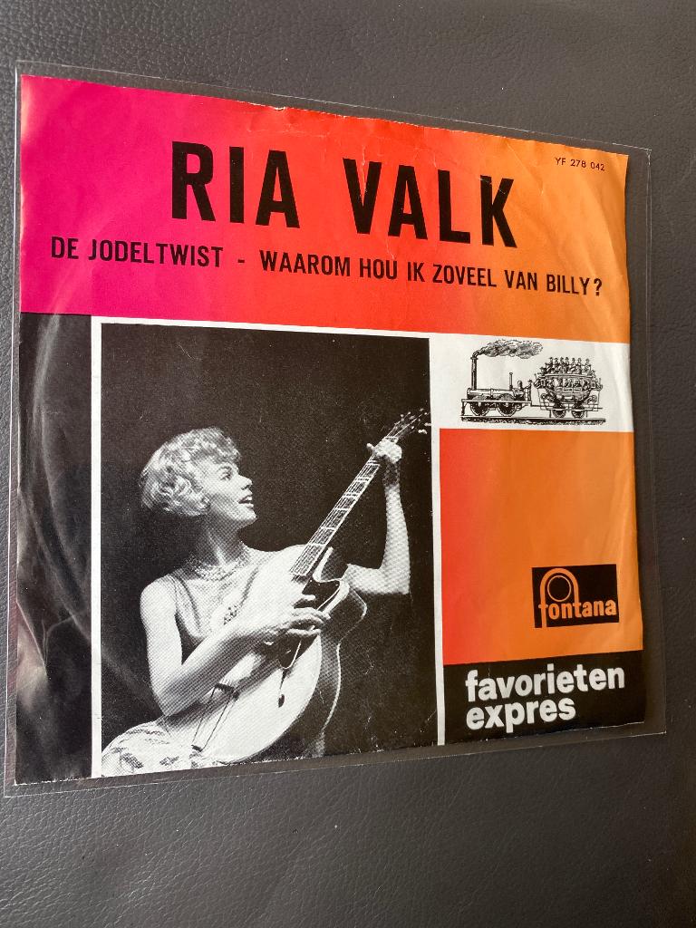 Ria Valk : De Jodeltwist ( single vinyl), Ophalen of Verzenden, Gebruikt, Nederlandstalig