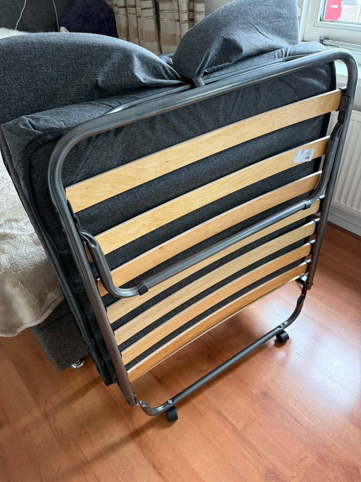 Logeerbed, Huis en Inrichting, Slaapkamer | Stapelbedden en Hoogslapers, Ophalen, Eenpersoons, Minder dan 160 cm, Zo goed als nieuw