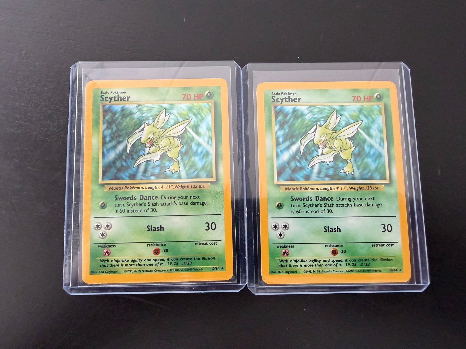 2x Scyther Pokémon Kaart - Basis Pokémon Misprint, Ophalen of Verzenden, Zo goed als nieuw, Losse kaart