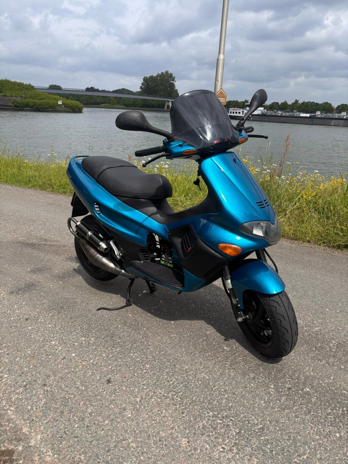Gilera runner 86cc brom tekoop/teruil tegen iets op a1, Ophalen, Zo goed als nieuw, Tweetakt, Overige modellen