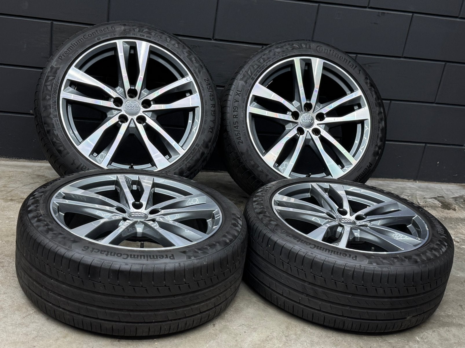 Originele 19 inch Audi A6 C8 5x112 ET40 8.5J Continental AO, Auto-onderdelen, 245 mm, ., Banden en Velgen, .