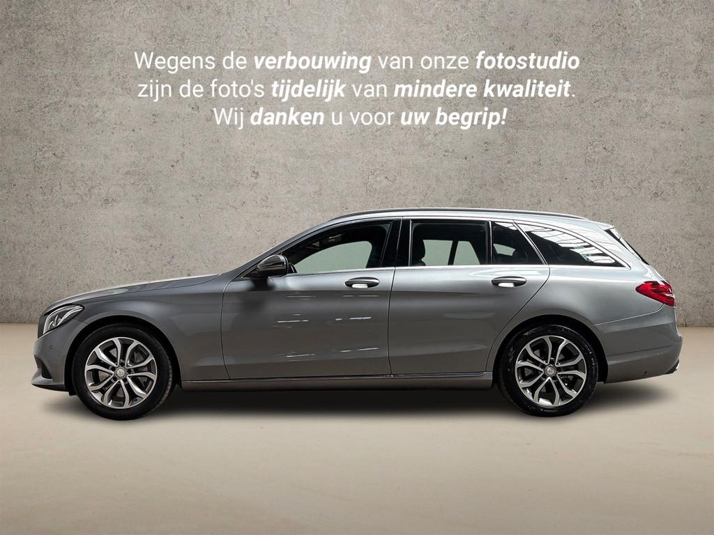 Mercedes-Benz C-Klasse 350 e Sport 279Pk Automaat (GROOT NAV, Auto's, Mercedes-Benz, Automaat, 12 maanden, Achterwielaandrijving