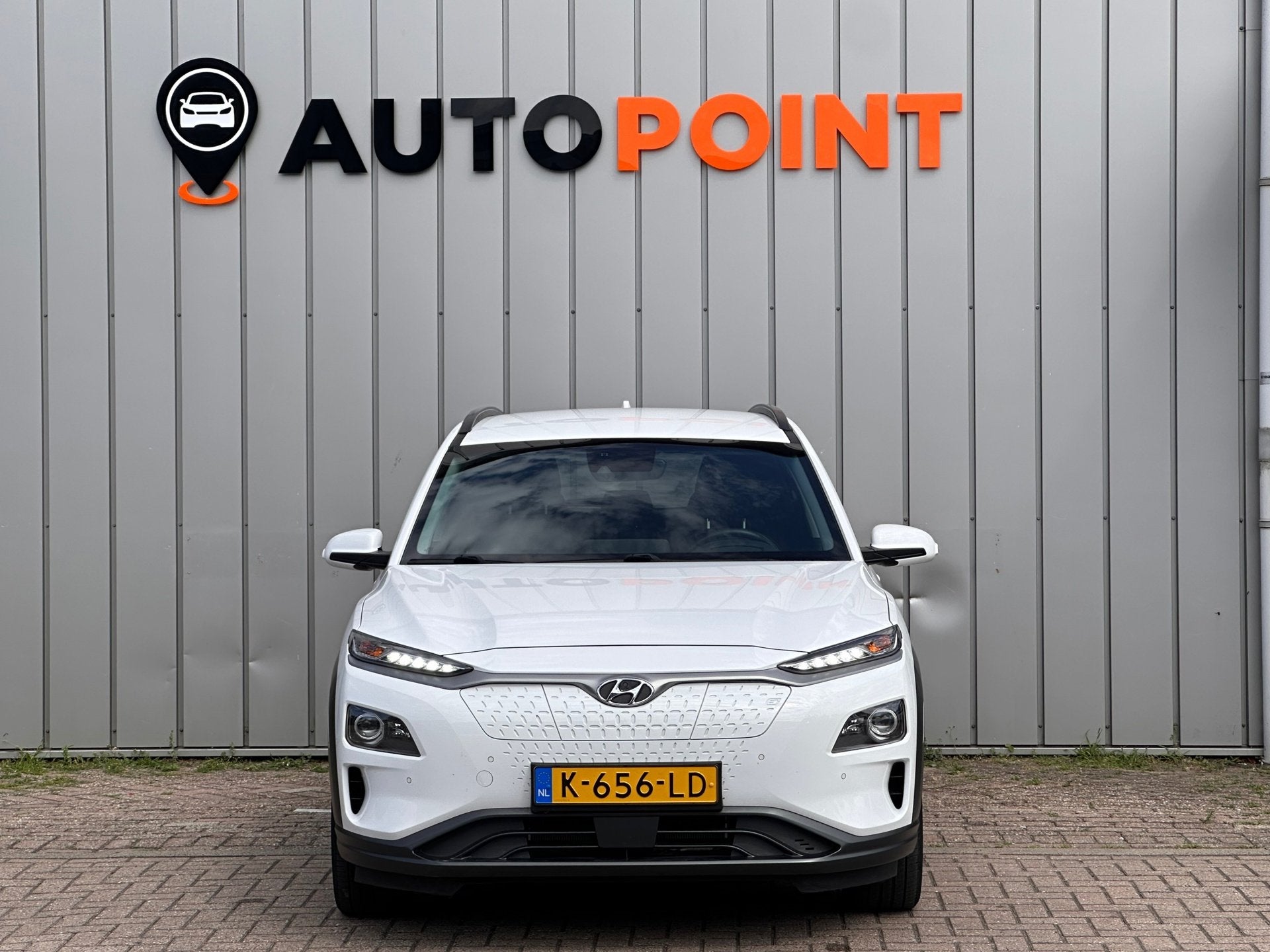 Hyundai Kona EV PREMIUM 64 kWh WARMTEPOMP FASE 3 SOH 100 % |, Auto's, Gebruikt, Zwart, Wit, 64 kWh