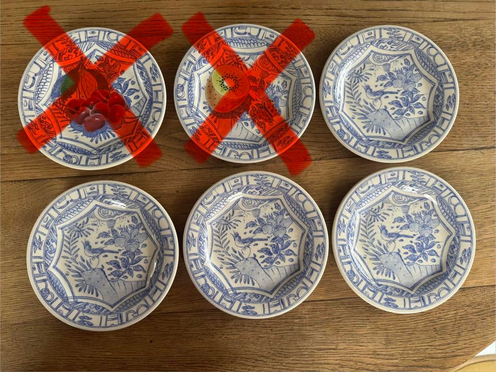 Vier gebaksbordjes van Gien uit de serie Oiseau Bleu, Huis en Inrichting, Keuken | Servies, Gebruikt, Ophalen of Verzenden, Bord(en)