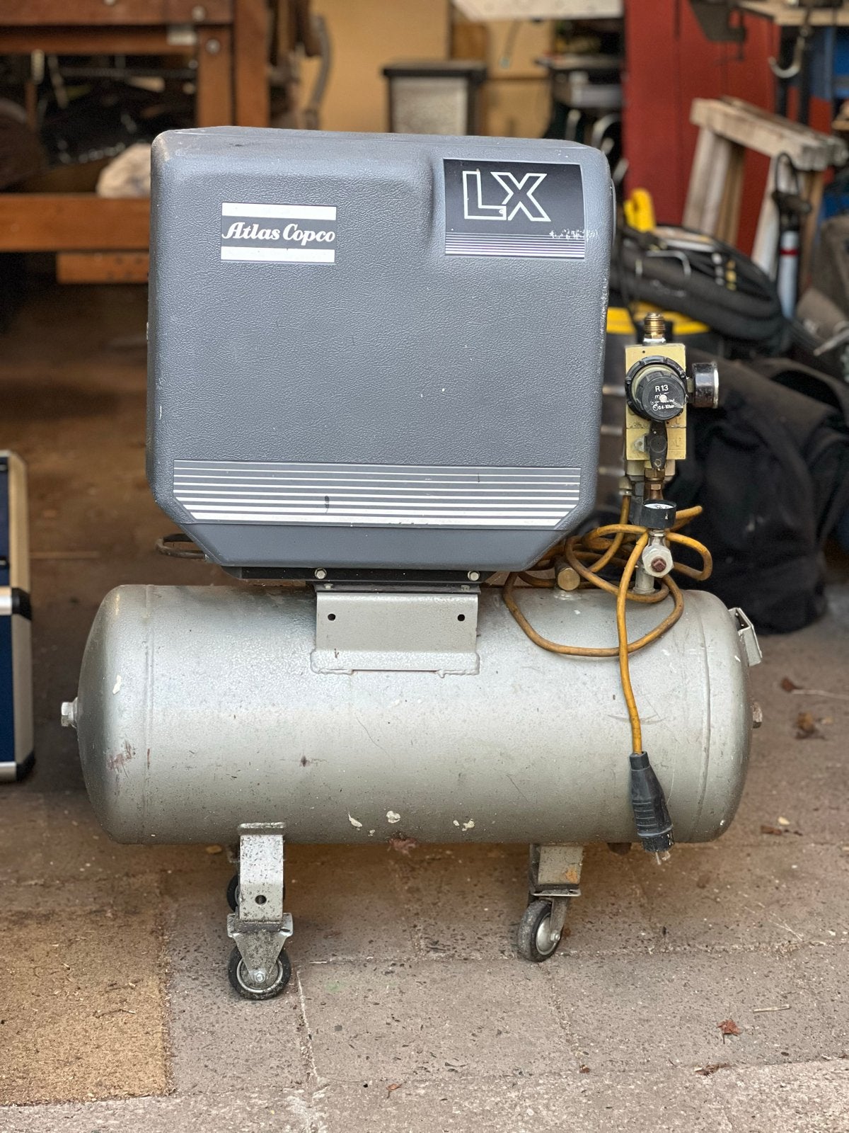 Atlas Copco LX 108 Compressor 50L, 10 bar, Ophalen, Gebruikt, 10 bar of meer, Minder dan 200 liter/min