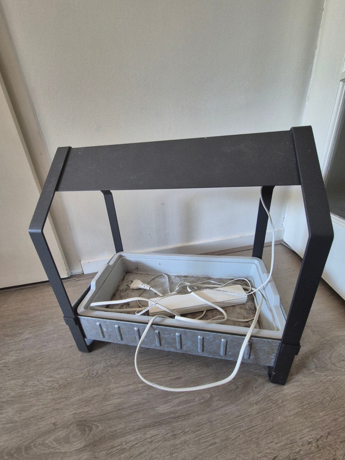 Kweeklamp met standaard en bak, Ophalen of Verzenden, Zo goed als nieuw, Kweekbak