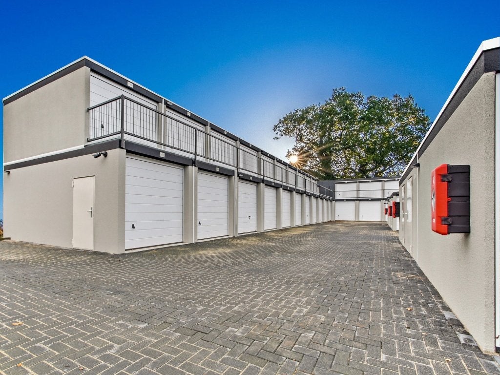 Opslagruimte en/of Garagebox te huur in Zoetermeer, Auto diversen