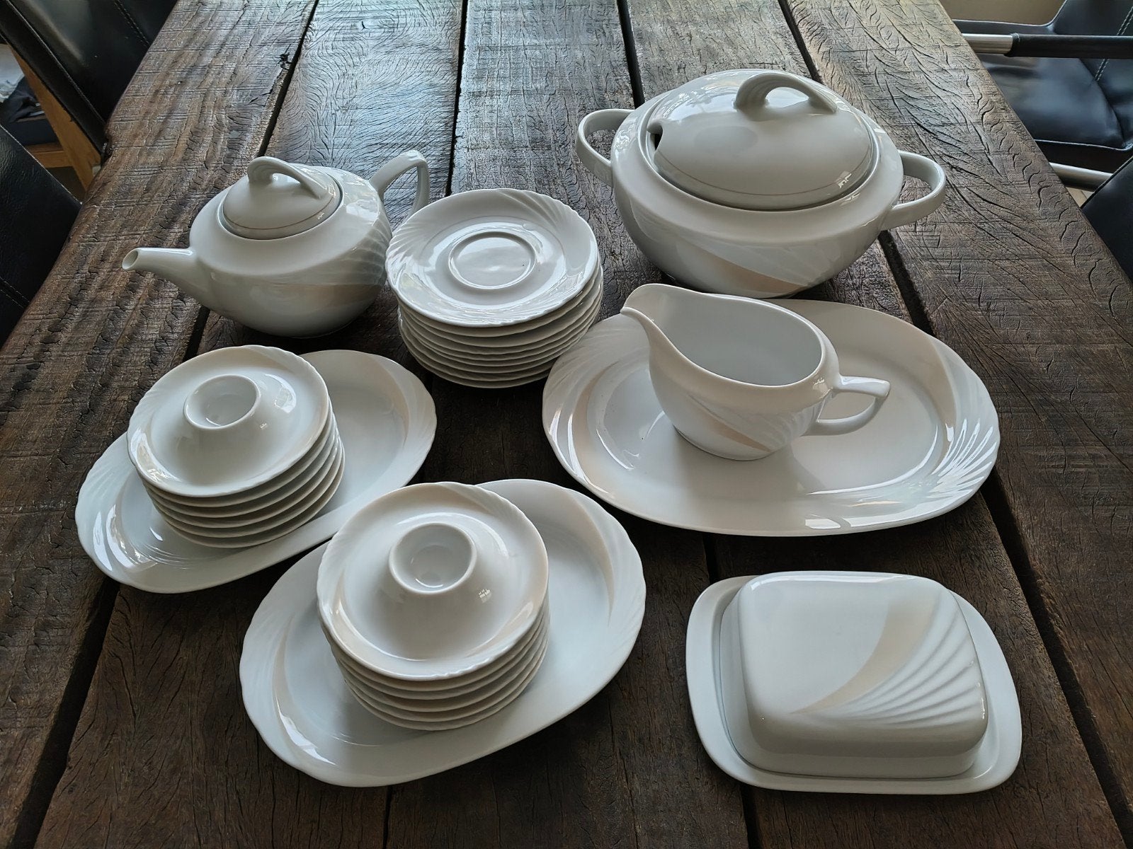 Winterling porselein servies wit met roze zalm kleur, Overige merken, Nieuw, Ophalen of Verzenden, Overige stijlen