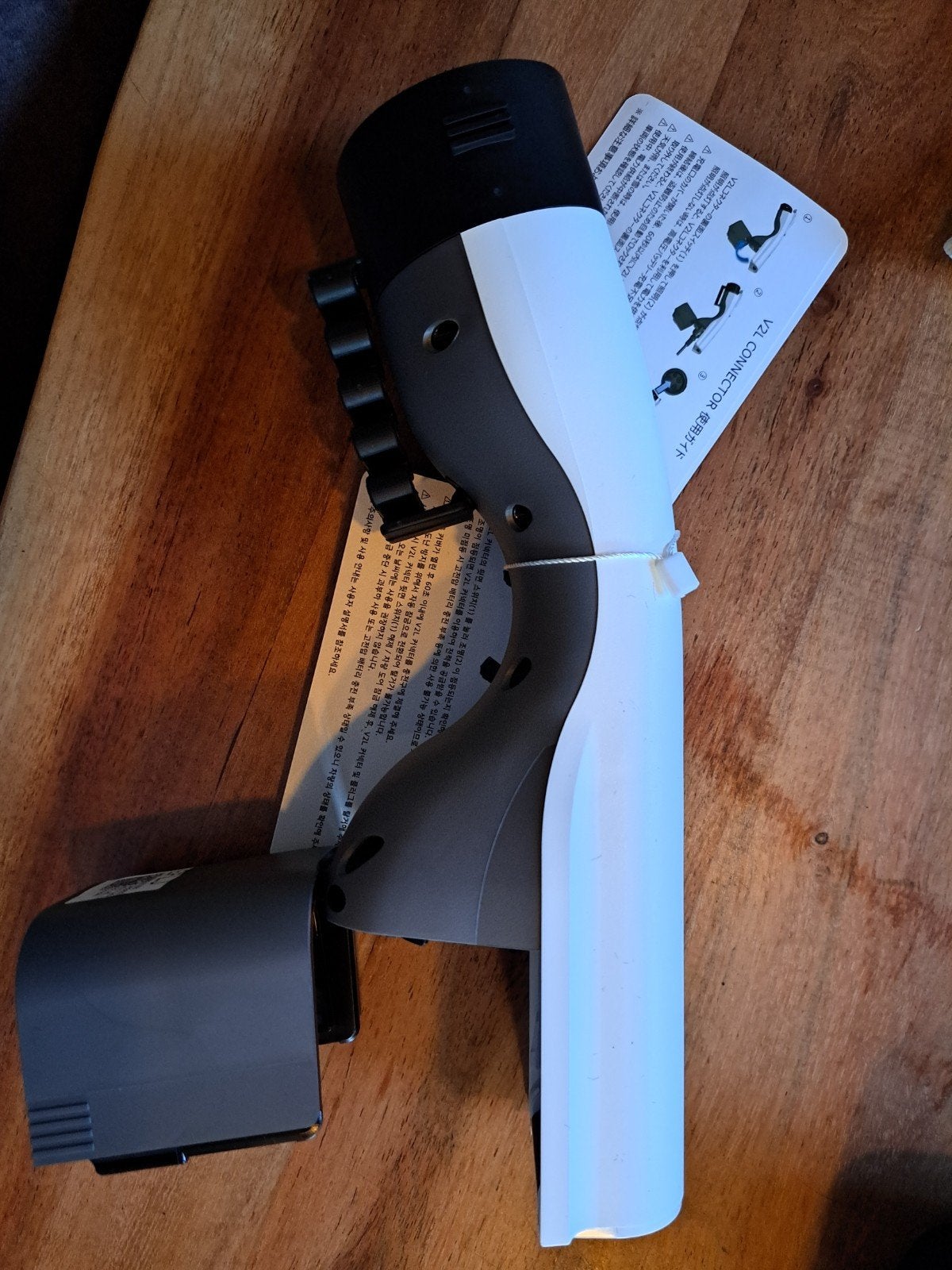 v2l adapter, Verzenden, Nieuw, Laadkabel