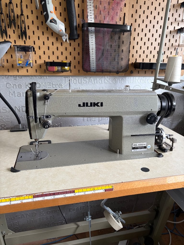 Juki DDL-5550-4 industriële naaimachine elektrische motor, Overige merken, Gebruikt, Ophalen of Verzenden, Naaimachine