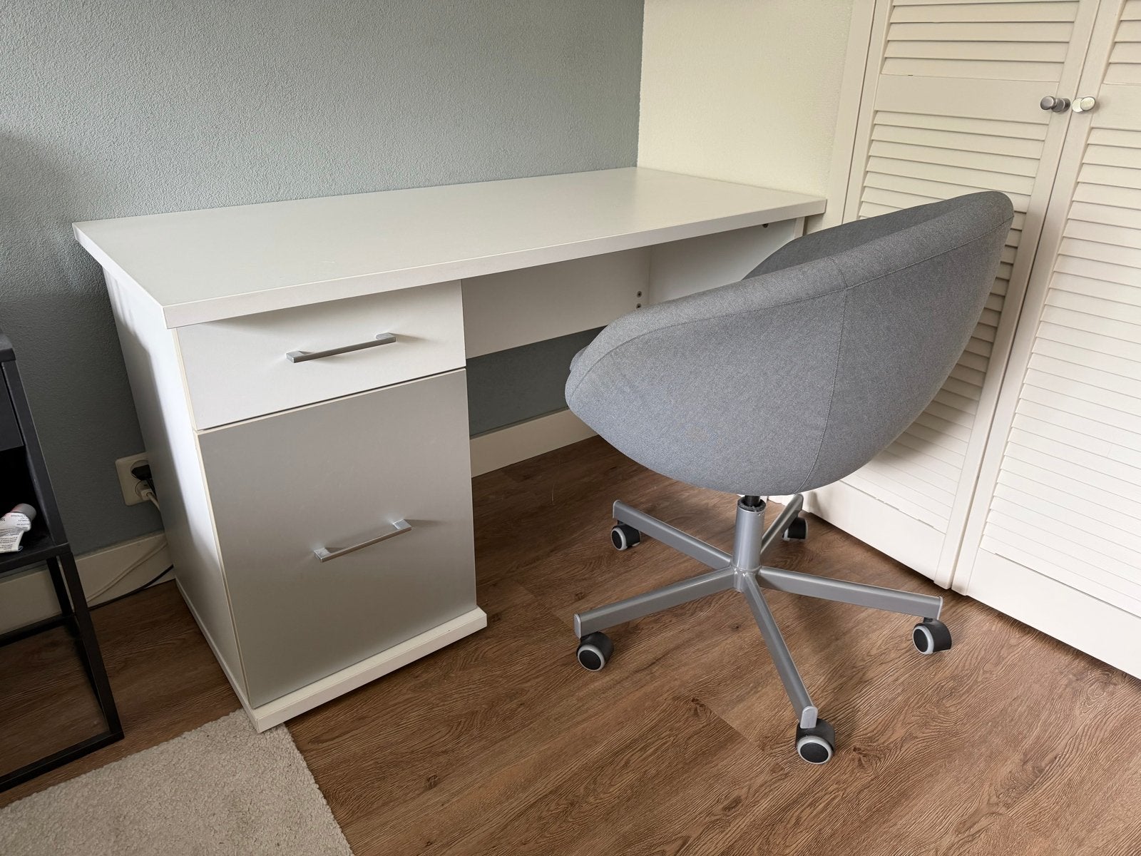 Modern wit bureau met lade en opbergruimte, Ophalen, Gebruikt, Met lades, Spaanplaat of MDF
