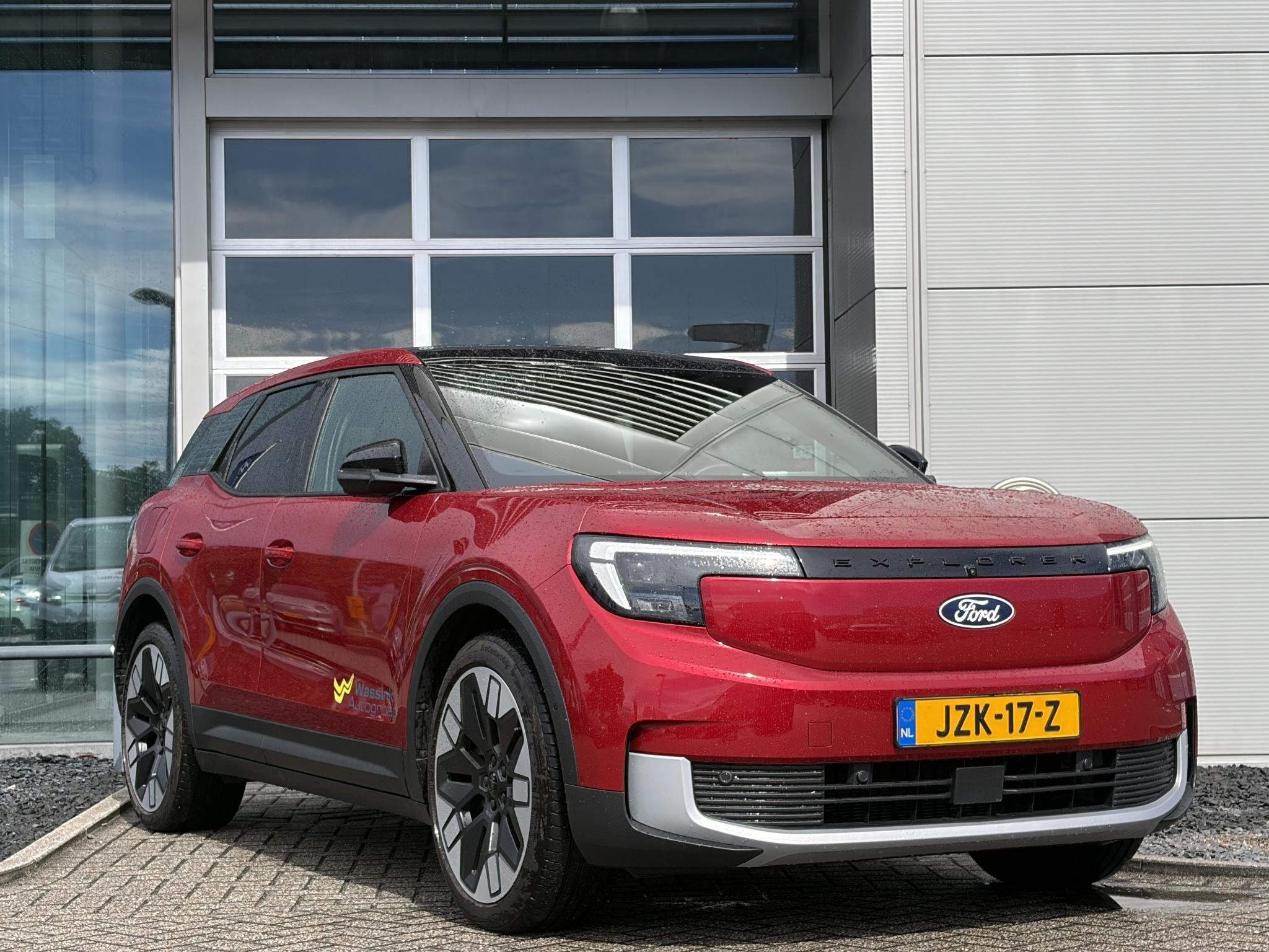 Ford Explorer Premium Extended Range RWD 77 kWh, Automaat, Achterwielaandrijving, 495 min, Verwarmde buitenspiegels