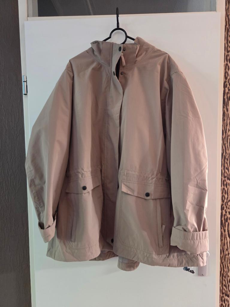 Ulla Popken jas maat 62/64 - Beige, Beige, Maat 46/48 (XL) of groter, Nieuw, Ulla Popken