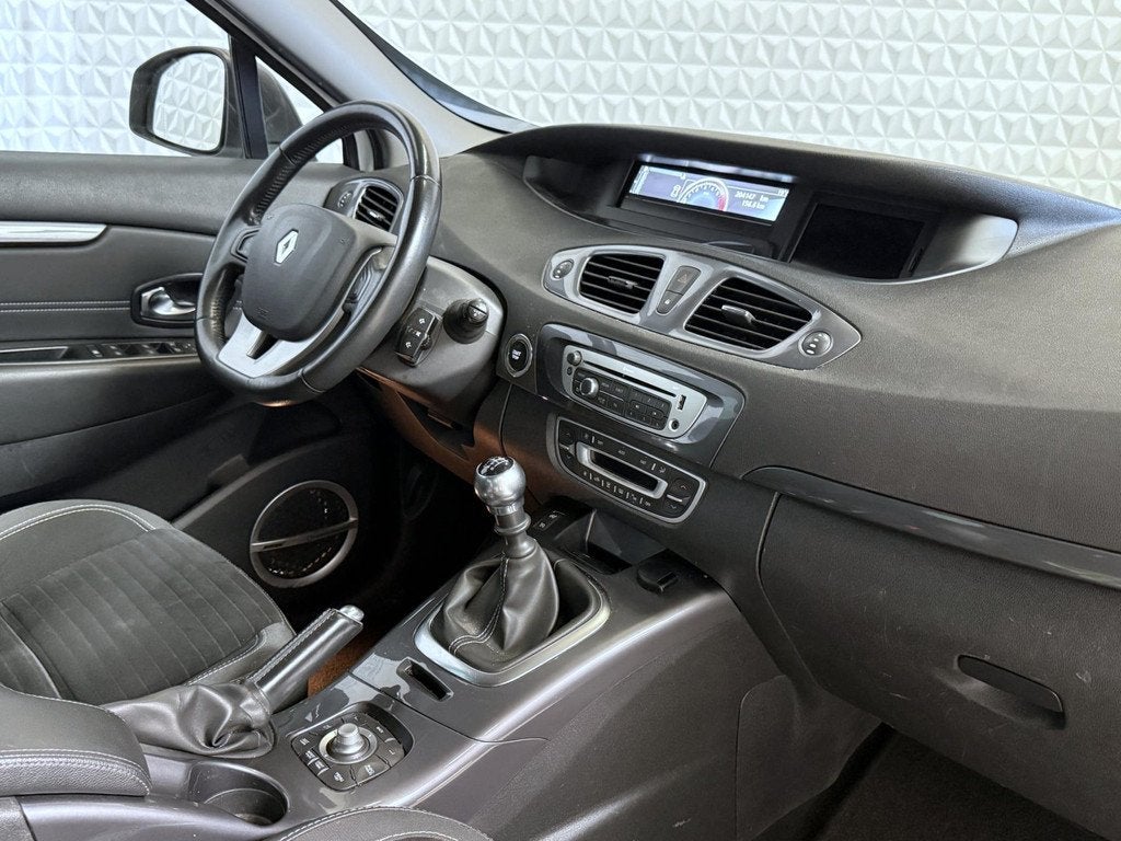 Renault Scénic Xmod 1.2 TCe Bose Navigatie Trekhaak (2013), Voorwielaandrijving, Euro 5, Gebruikt, Zwart