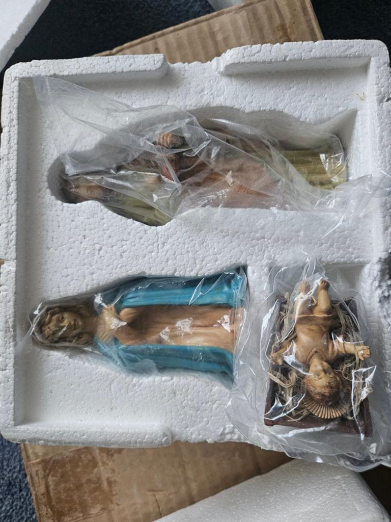 Kerststalletje met beeldjes, Diversen, Kerst, Ophalen of Verzenden