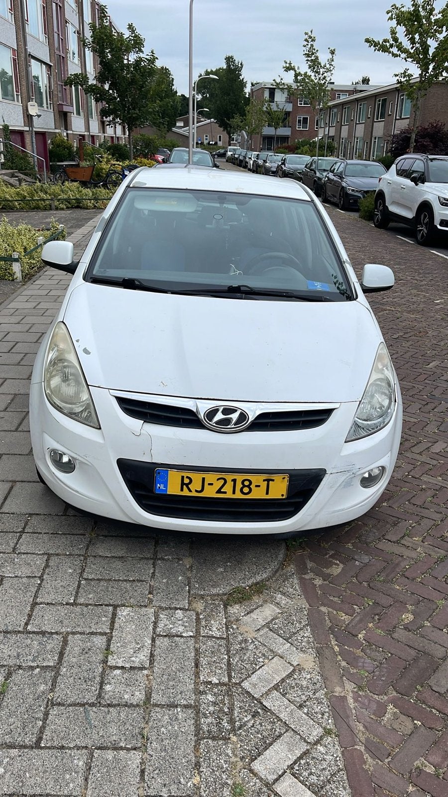 Hyundai i20 1.2 5-DRS 2009 Wit, Auto's, Hyundai, 450 kg, 31 €/maand, 4 cilinders, Wit