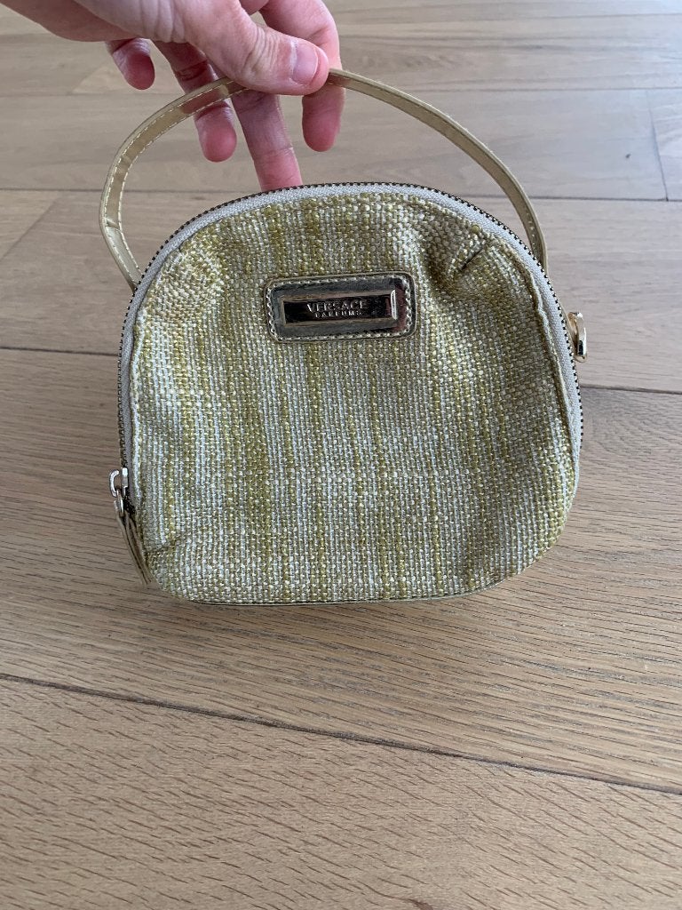 Nieuw Versace Kleine Tasje, Sieraden, Tassen en Uiterlijk, Tassen | Damestassen, Ophalen of Verzenden, Nieuw, Zwart, Schoudertasje