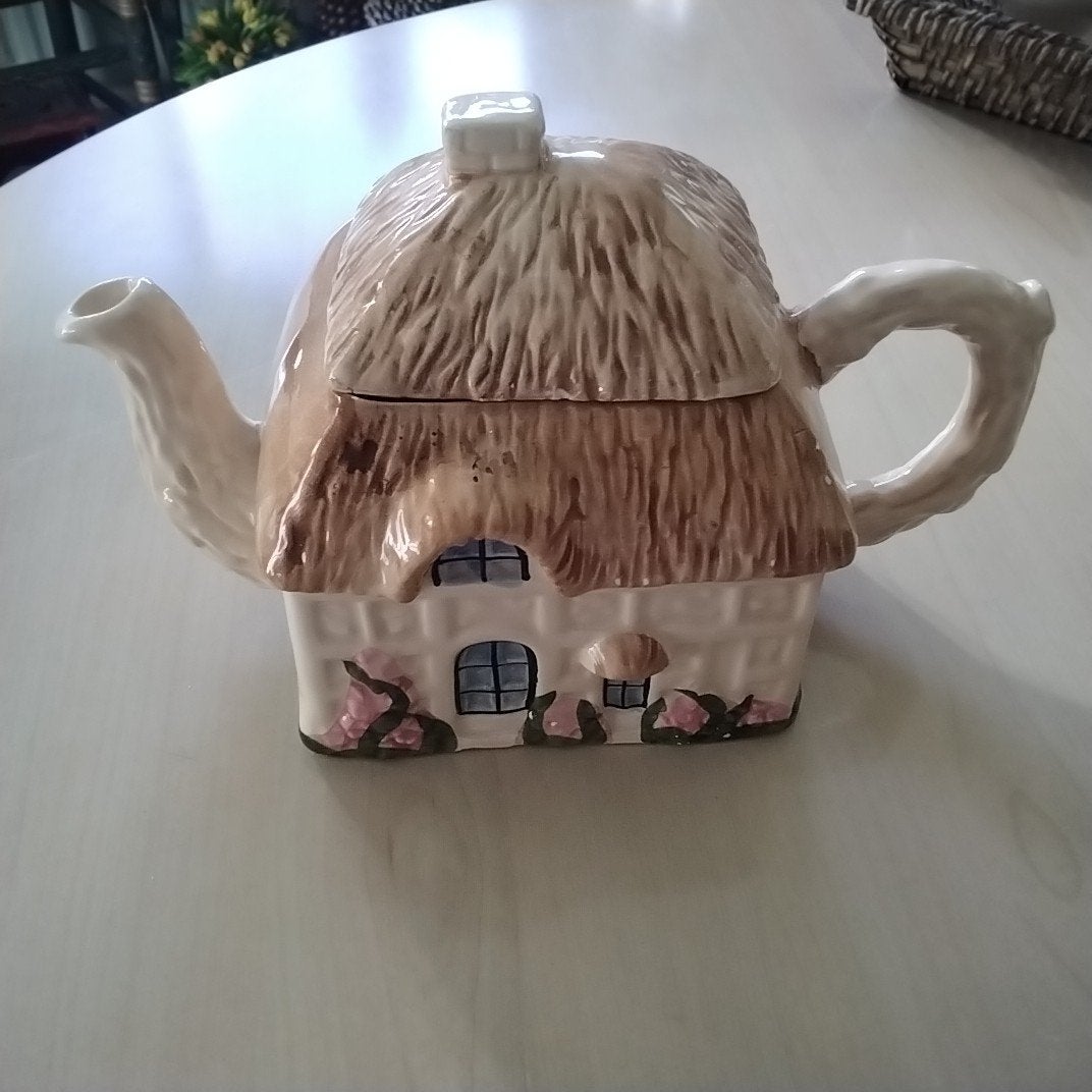 leuke engelse theepot cottage, Ophalen of Verzenden, Overige stijlen, Overige typen