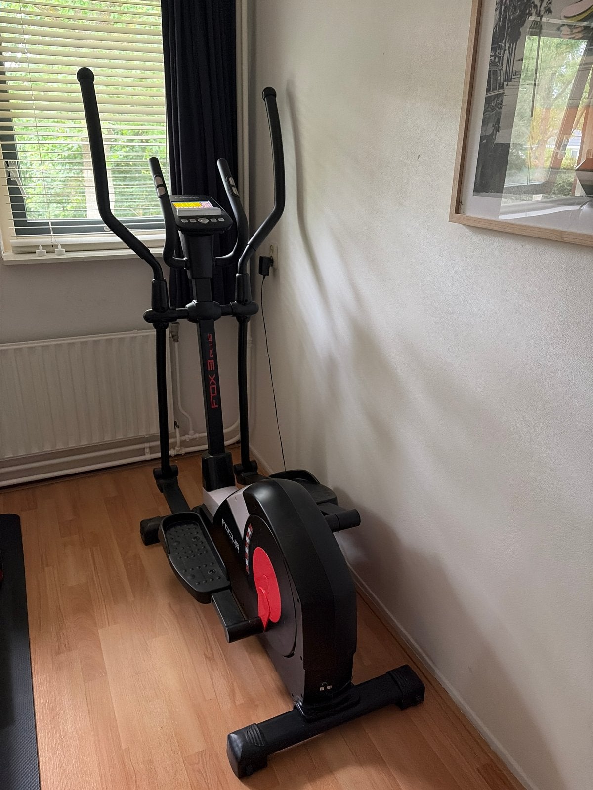 Focus Fitness Fox 3 Plus Crosstrainer - Zo goed als nieuw, Sport en Fitness, Ophalen, Armen, Zo goed als nieuw, Crosstrainer