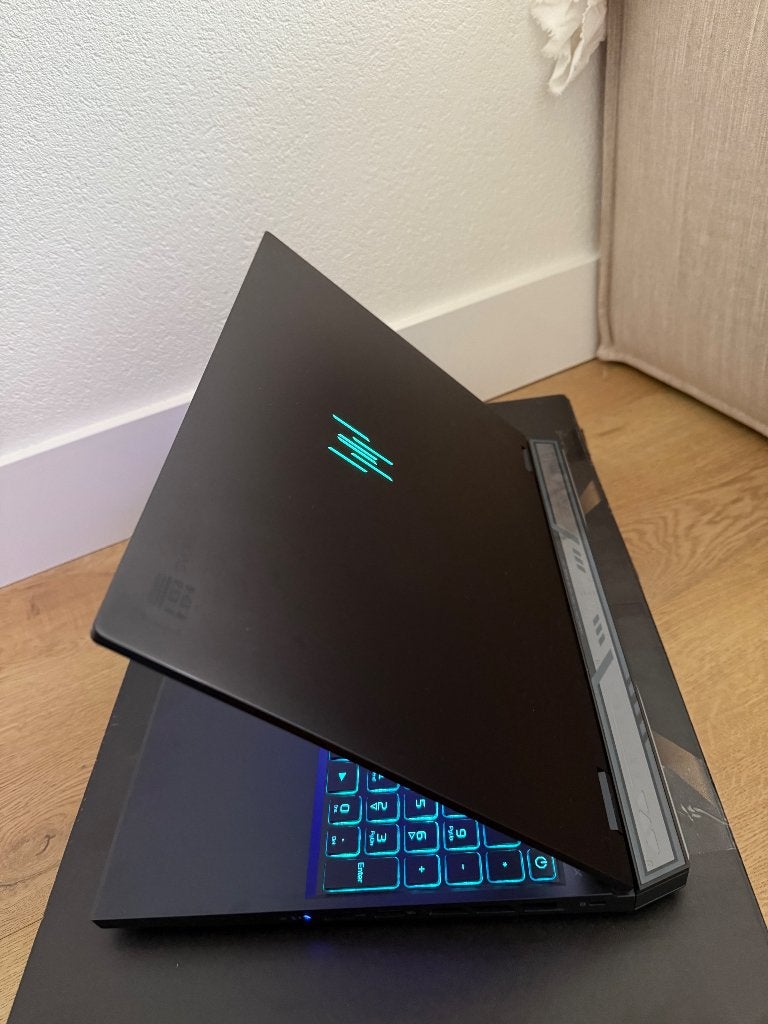 Foto 5 van Acer Predator Gaming Laptop – RTX 4070 | i9 | 32GB | 240HZ