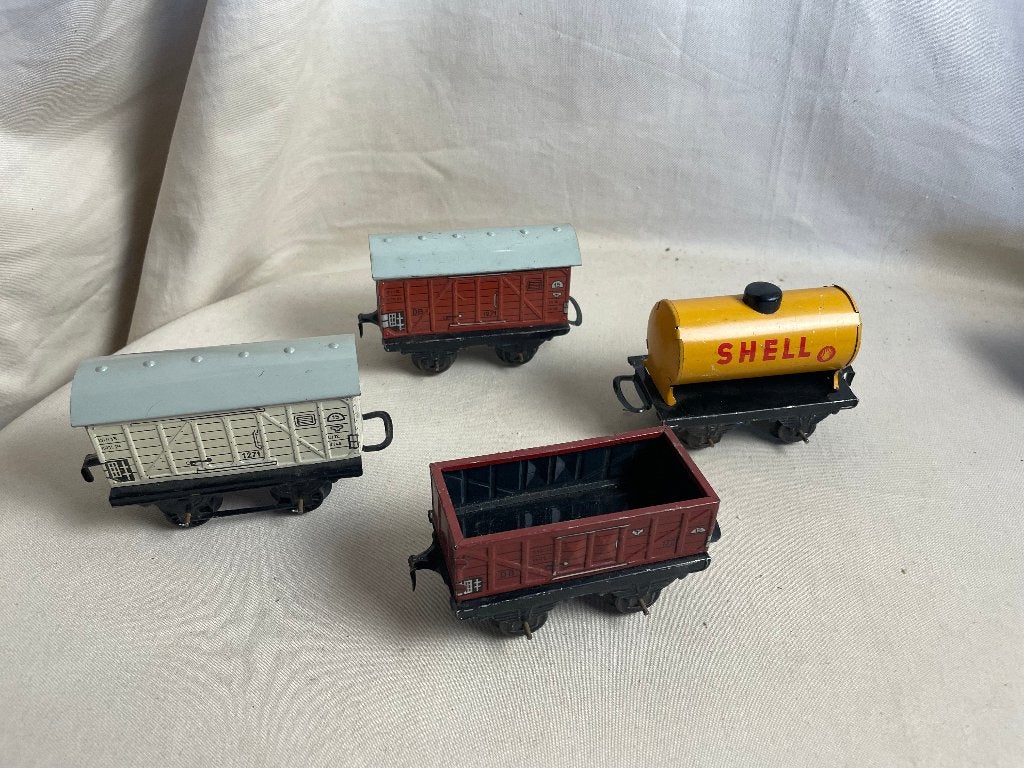4 model treinwagons ketelwagen goederenwagon, Ophalen of Verzenden, Gebruikt, Gelijkstroom, Wagon