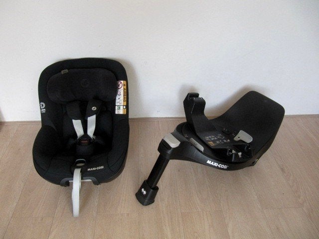 Familyfix 360 base + Pearl 360 tot 4 jaar autostoel maxicosi, Ophalen, Verstelbare rugleuning, 9 t/m 18 kg, Zo goed als nieuw