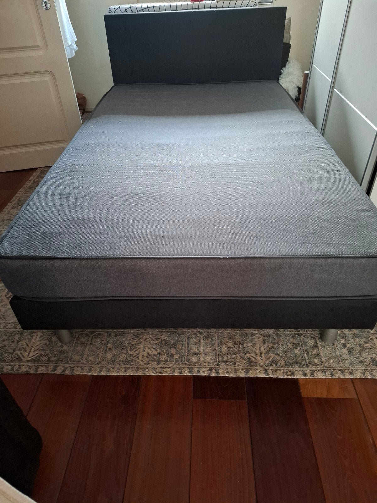 Boxspring 120x200 met matras, Ophalen, Gebruikt, Grijs, Twijfelaar