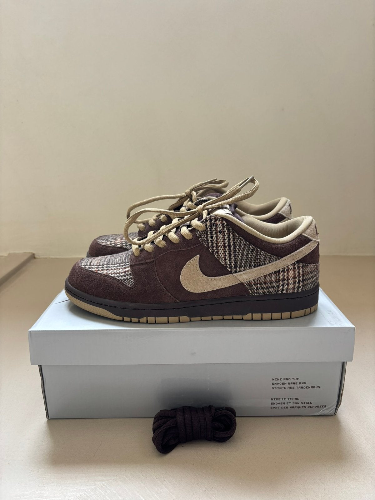 Nike SB Dunk low Tweed maat 43, Bruin, Verzenden, Sneakers of Gympen, Zo goed als nieuw