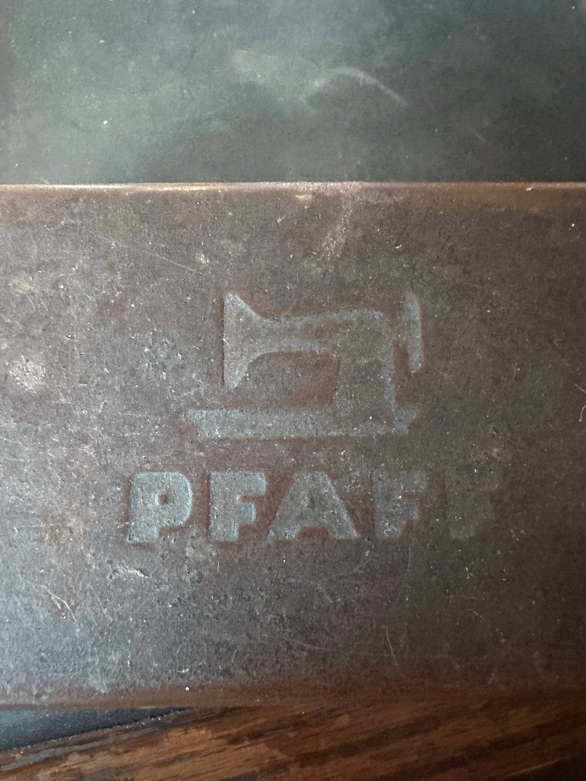Antiek PFAFF Naaidoosje - Vintage Naaimachine Accessoire, Ophalen of Verzenden